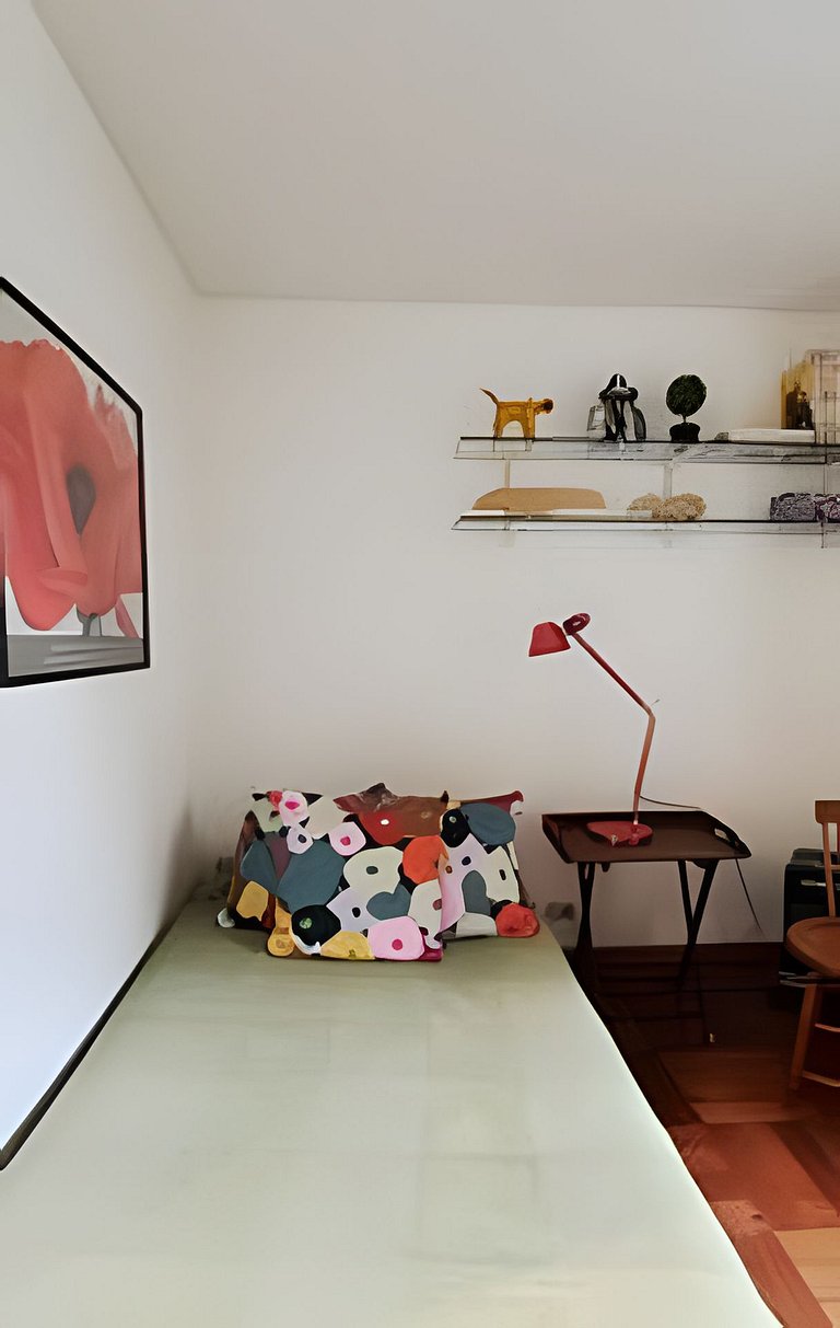Private bedroom Las Condes, El Golf, | ChileWithYou